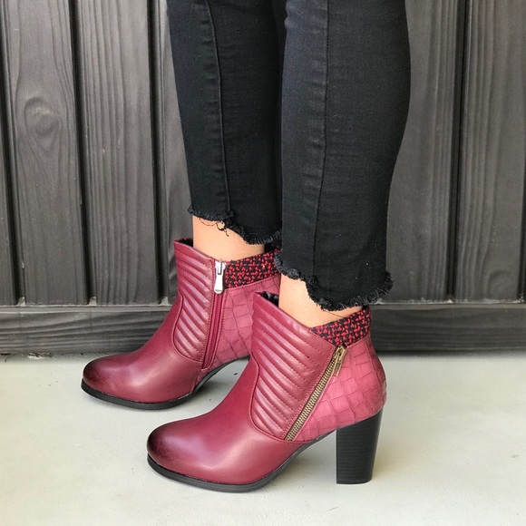 NIB Burnished Burgundy Flannel Ankle Boot - Picture 2 of 8
